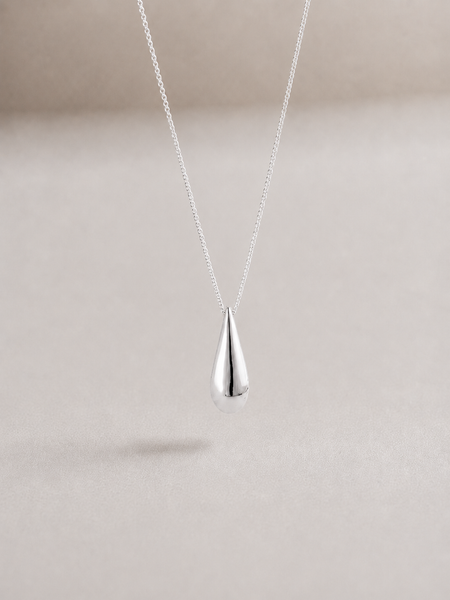 Alma Necklace Silver