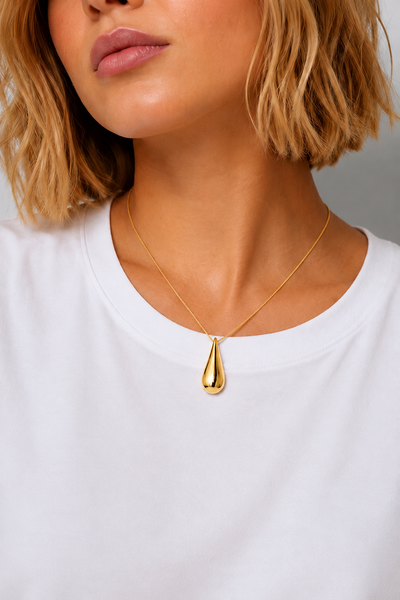 Alma Necklace Gold