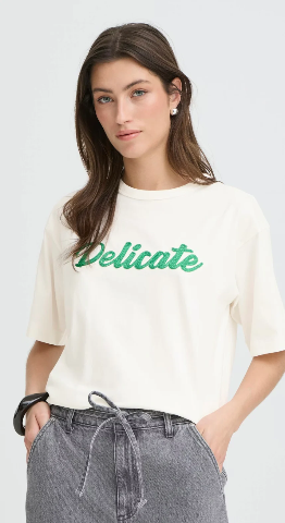 Pandinna Delicate Graphic  T-Shirt